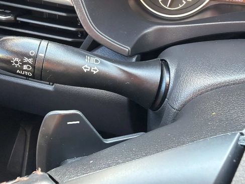 Used 2022 Nissan Altima 2.5 SR FWD image 14