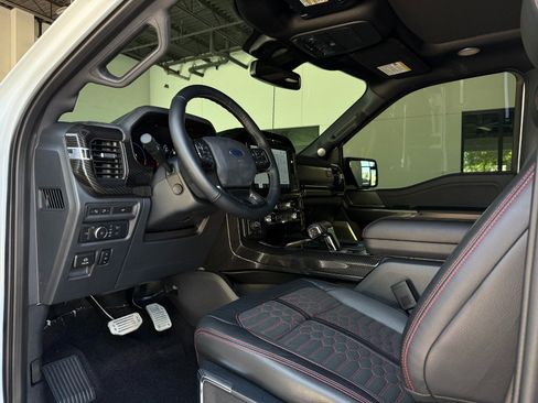 Used 2022 Ford F150 Lariat w/ Equipment Group 502A High AWD/4WD image 24