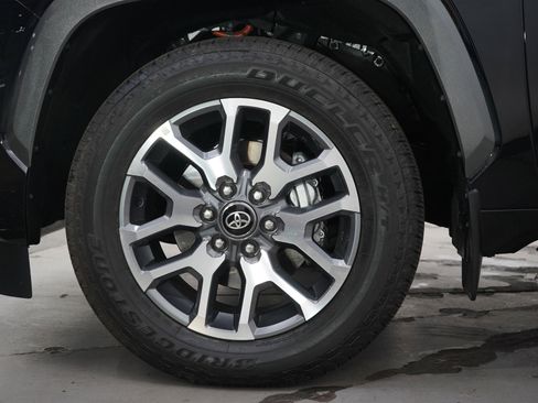 Used 2026 Toyota Sequoia 1794 Edition AWD/4WD image 31
