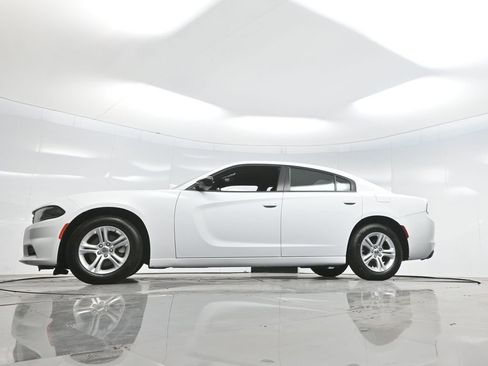 Used 2023 Dodge Charger SXT image 7