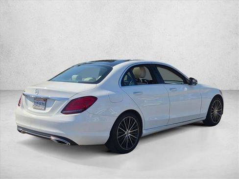 Used 2020 Mercedes-Benz C 300 Sedan image 5