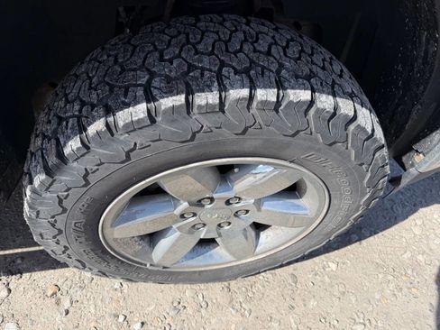 Used 2012 GMC Sierra 1500 SLE image 12