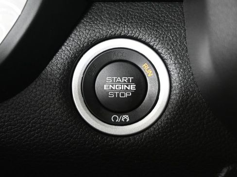 Used 2023 RAM 1500 Big Horn AWD/4WD image 30