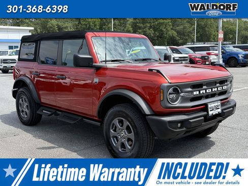 Used 2023 Ford Bronco 4-Door AWD/4WD image 1