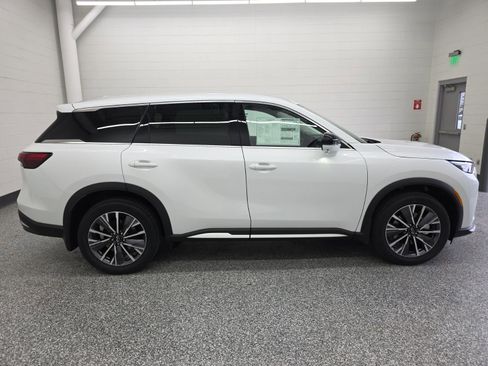 New 2026 INFINITI QX60 Luxe w/ Cargo Package image 6