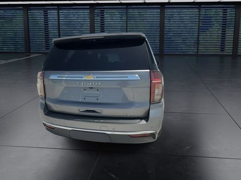 Used 2022 Chevrolet Tahoe LT w/ Luxury Package RWD image 7