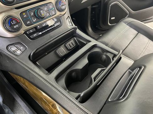 Used 2017 GMC Yukon XL Denali w/ Open Road Package AWD/4WD image 35