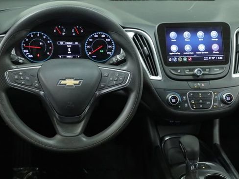 Used 2024 Chevrolet Malibu LT image 12