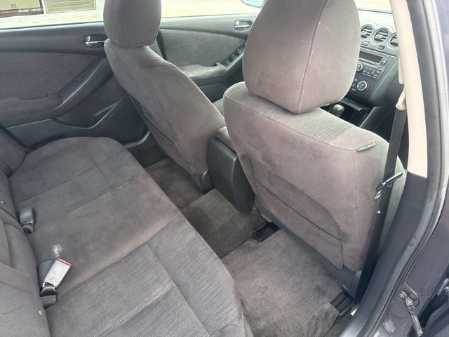 Used 2011 Nissan Altima 2.5 S FWD image 15