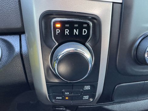 Used 2019 RAM 1500 Classic SLT image 13