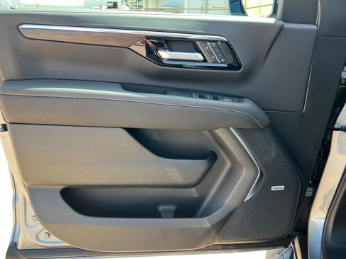 New 2026 Chevrolet Tahoe Premier AWD/4WD image 15