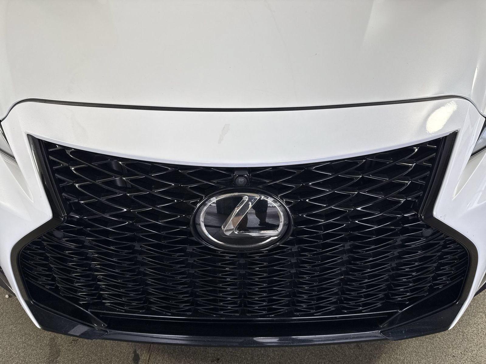 Used 2024 Lexus IS 500 RWD image 27