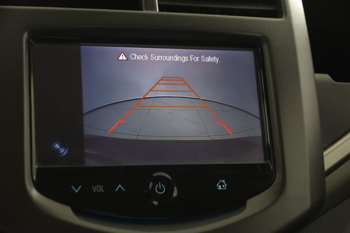 Used 2016 Chevrolet Sonic LT FWD image 9