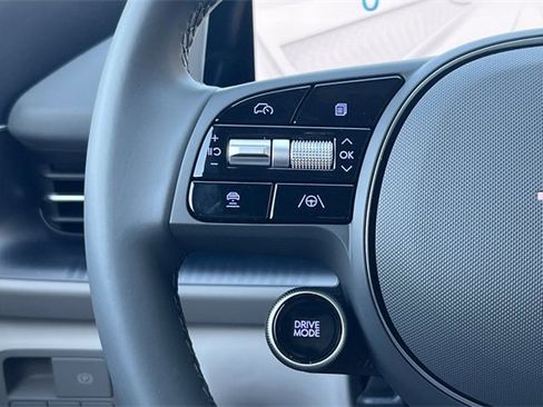 Certified 2025 Hyundai Ioniq 6 SEL image 30