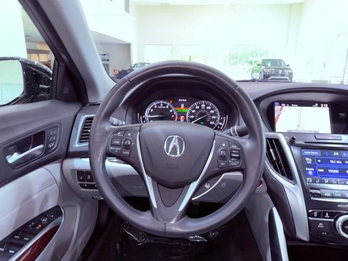 Used 2015 Acura TLX V6 SH-AWD w/ Technology Pkg image 17