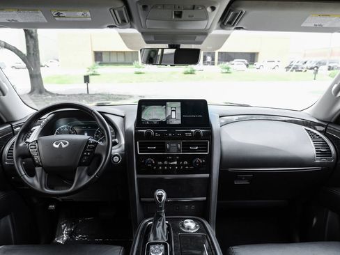 Used 2024 INFINITI QX80 Luxe AWD/4WD image 13