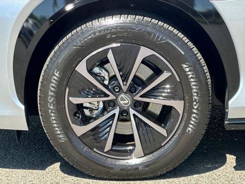 Certified 2026 Lexus RZ 350e 2WD image 33