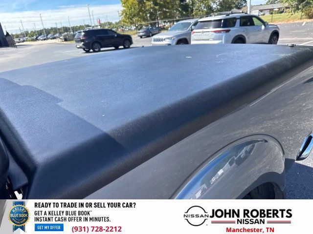 Used 2018 Nissan Frontier SV w/ Value Truck Package RWD image 12