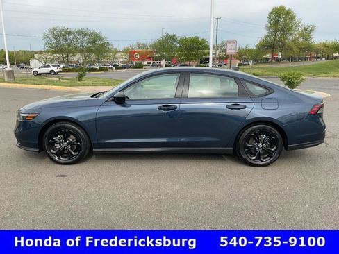 Used 2025 Honda Accord SE image 3