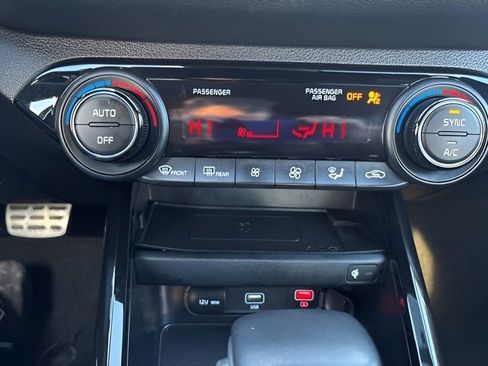 Used 2023 Kia Forte GT-Line w/ GT-Line Premium Package image 25