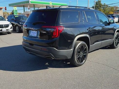 Used 2023 GMC Acadia SLE w/ Driver Convenience Package image 8