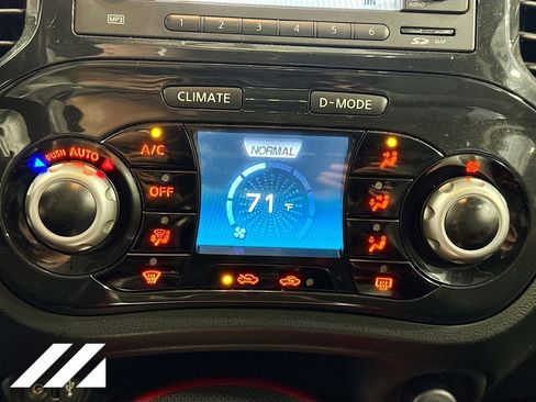 Used 2014 Nissan Juke SL image 18