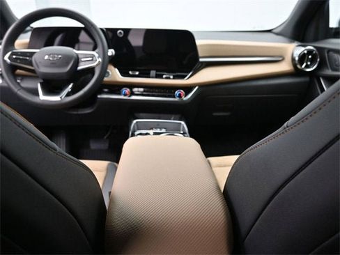 New 2026 Chevrolet Equinox ACTIV w/ Convenience Package III image 22