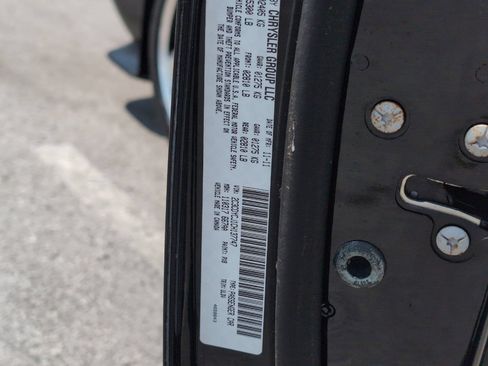 Used 2012 Dodge Challenger SRT8 RWD image 28