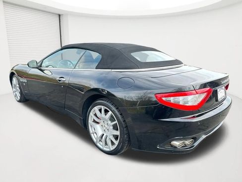 Used 2012 Maserati GranTurismo Convertible RWD image 7