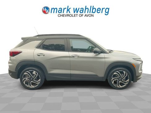 Used 2025 Chevrolet TrailBlazer RS FWD image 9