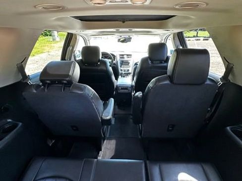Used 2017 GMC Acadia Limited SLT AWD/4WD image 31