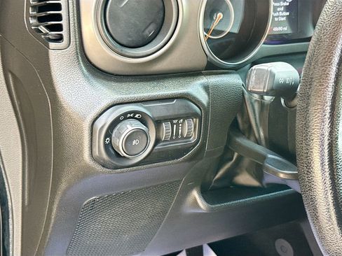 Used 2022 Jeep Wrangler Unlimited Sport image 11