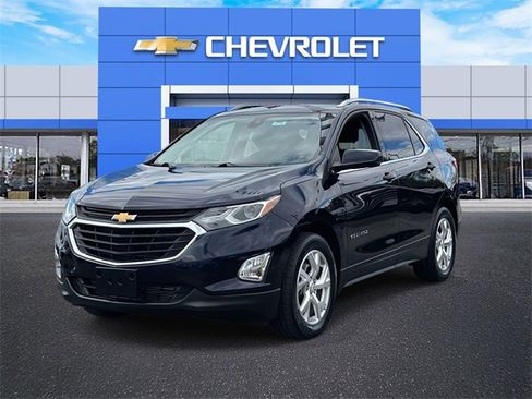 Certified 2020 Chevrolet Equinox LT image 2