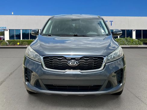 Used 2020 Kia Sorento LX FWD image 2