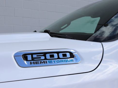 Used 2021 RAM 1500 Limited AWD/4WD image 9