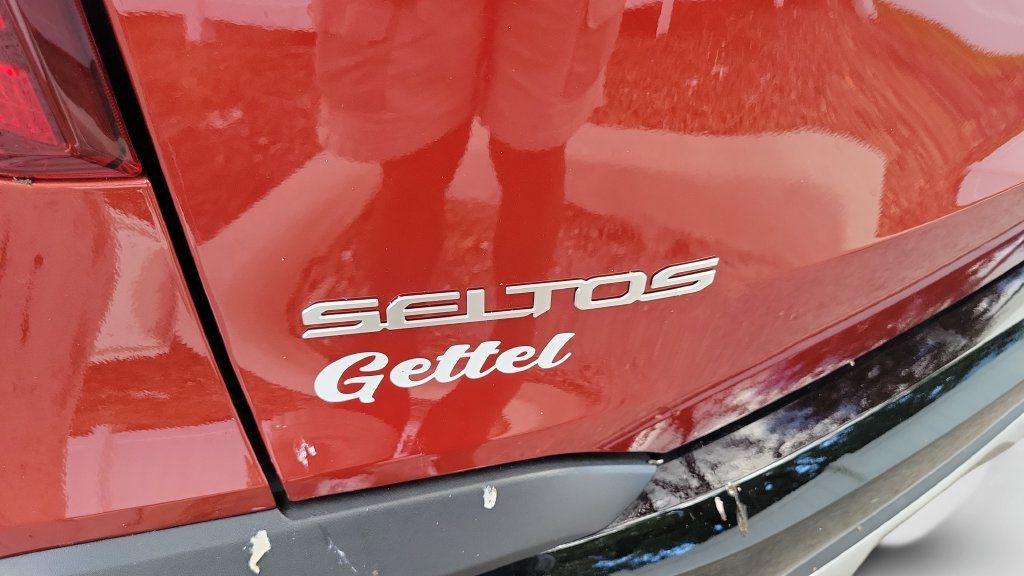 Used 2026 Kia Seltos S FWD image 11