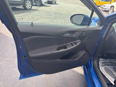 Used 2016 Chevrolet Cruze LT w/ Convenience Package FWD image 14