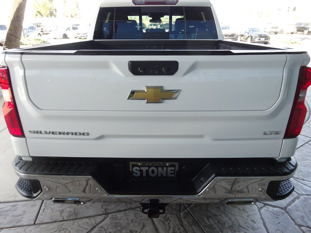 Certified 2022 Chevrolet Silverado 1500 LTZ AWD/4WD image 6