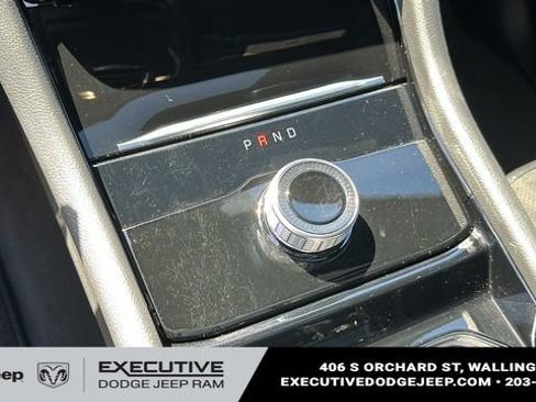 Used 2023 Jeep Grand Cherokee Altitude AWD/4WD image 19