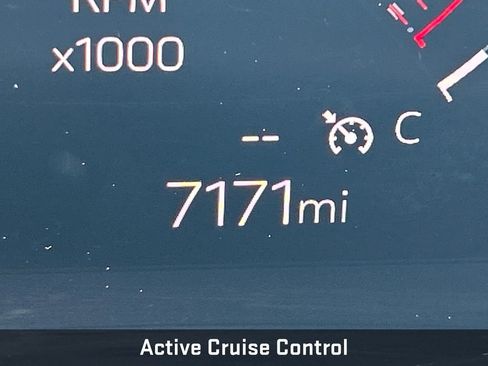 Certified 2025 GMC Terrain Elevation w/ Elevation Premium Package AWD/4WD image 19