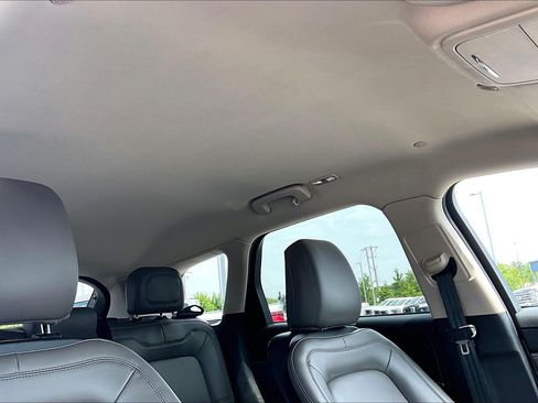 Used 2023 Lincoln Corsair FWD image 27