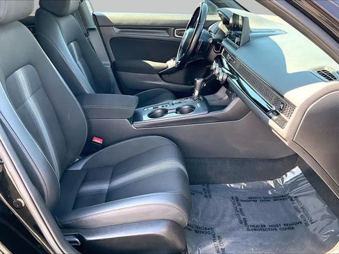 Used 2022 Honda Civic Sport image 8