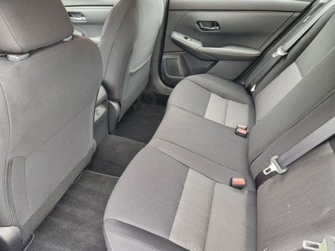 Used 2025 Nissan Sentra SV w/ All-Weather Package FWD image 30