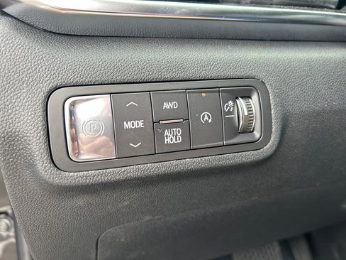 New 2026 GMC Terrain Denali w/ LPO, Floor Liner Package image 20