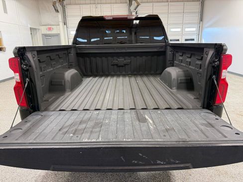 Used 2021 Chevrolet Silverado 1500 RST image 26
