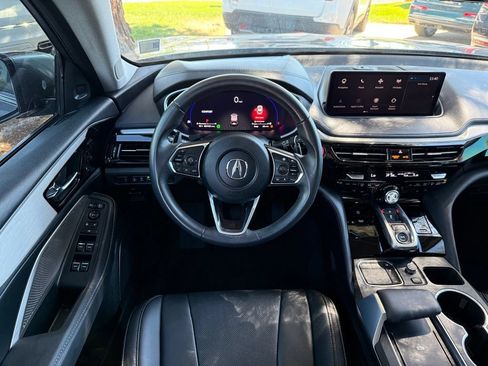 Used 2024 Acura MDX SH-AWD w/ Technology Package image 2