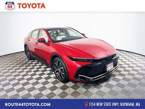 Used 2024 Toyota Crown Limited AWD/4WD image 1