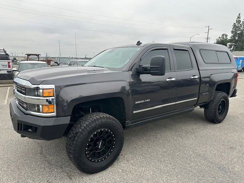 Used 2015 Chevrolet Silverado 2500 LTZ w/ LTZ Plus Package image 1