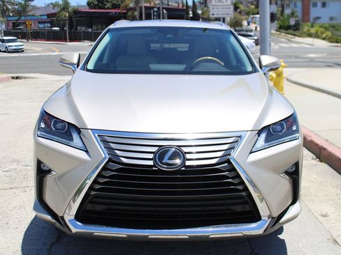 Used 2018 Lexus RX 350L FWD image 9