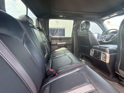 Used 2019 Ford F150 Platinum w/ Equipment Group 701A Luxury AWD/4WD image 12